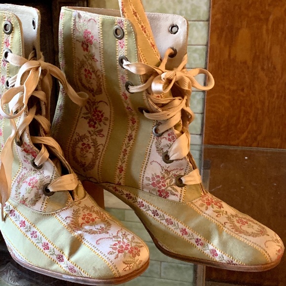 Get your Bridgerton! Stunning vintage ankle boots - Picture 3 of 6